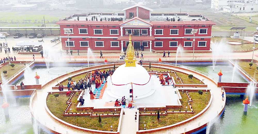 लुम्बिनी बौद्ध विश्वविद्यालयः जहाँ विद्यार्थी त्यहीँ परीक्षा