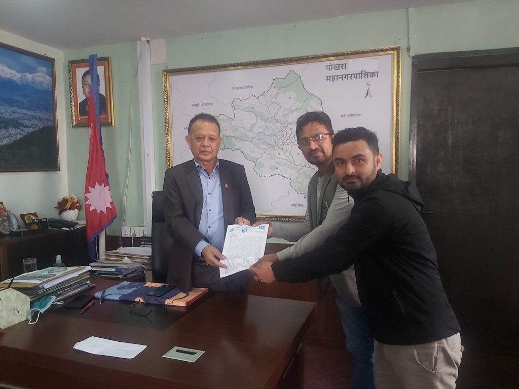 निजी विद्यालयका शिक्षकहरु आन्दोलनमा