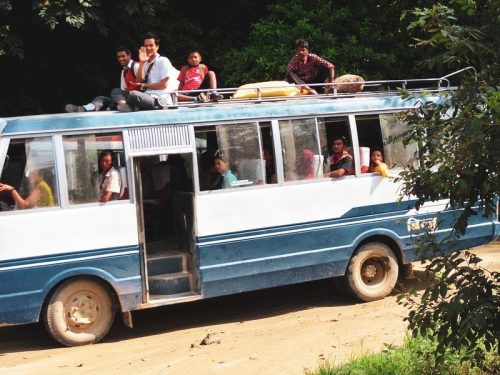 सार्वजनिक सवारीले सबै सिटमा यात्रु बोक्न पाउने