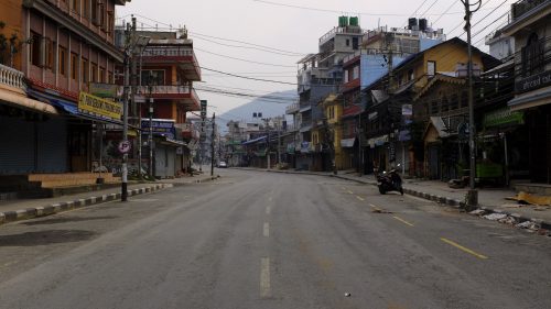 कास्कीमा निशेधाज्ञा जारी, सरकार लम्ब्याउने खेल कि नागरिककाे सुरक्षा ?