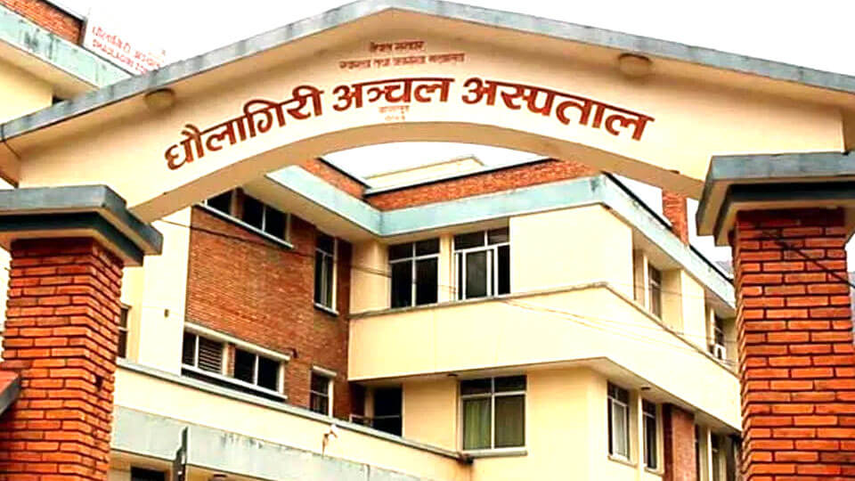 राजधानीका अस्पतालमा शैयाको अभाव,कोरोना संक्रमित स्वास्थ्यकर्मी आफ्नौ जिल्लामा रिफर