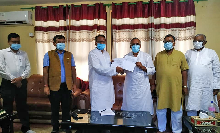 प्रदेश २ मा काँग्रेसलाई ३ र माओवादीलाई २ मन्त्रालय, आजै शपथ
