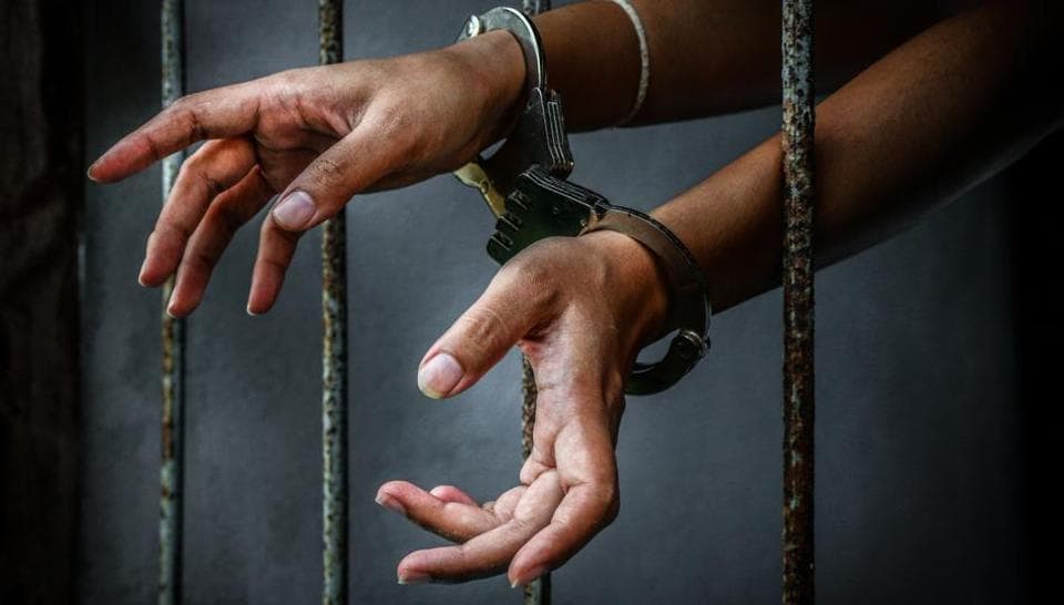 पाेखराबाट लागु औषधसहित १ जना पक्राउ