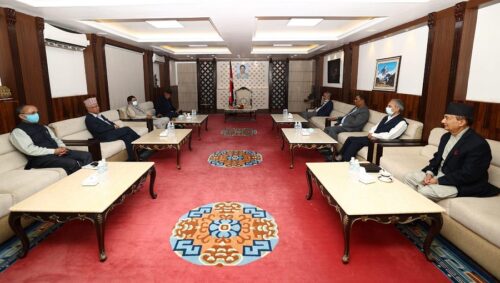 दुई ‘अ’ को अप्ठ्याराेमा देउवा सरकार