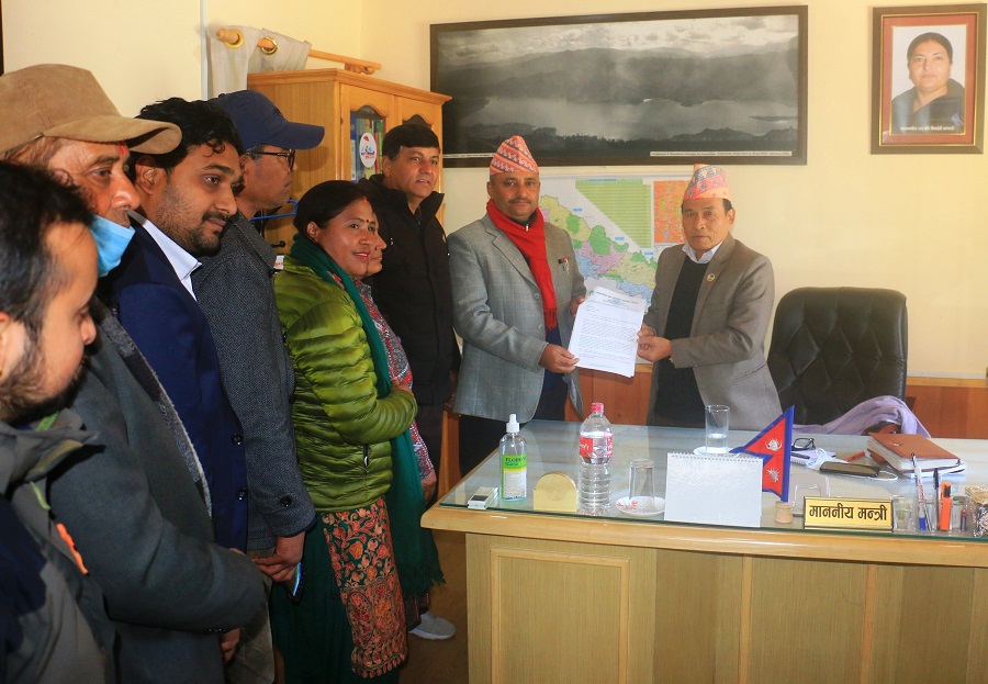 संरक्षित क्षेत्र घोषणा र विस्तार खारेजीको माग गर्दै वन महासंघ आन्दोलित