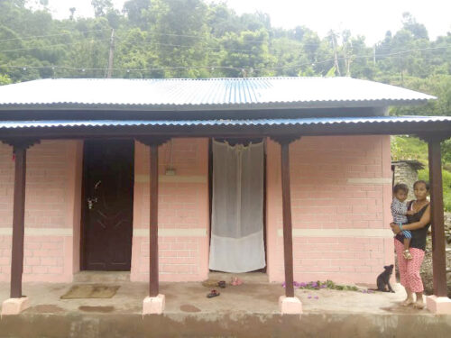 ६ वर्षमा १० हजार घरमात्र पुनर्निर्माण