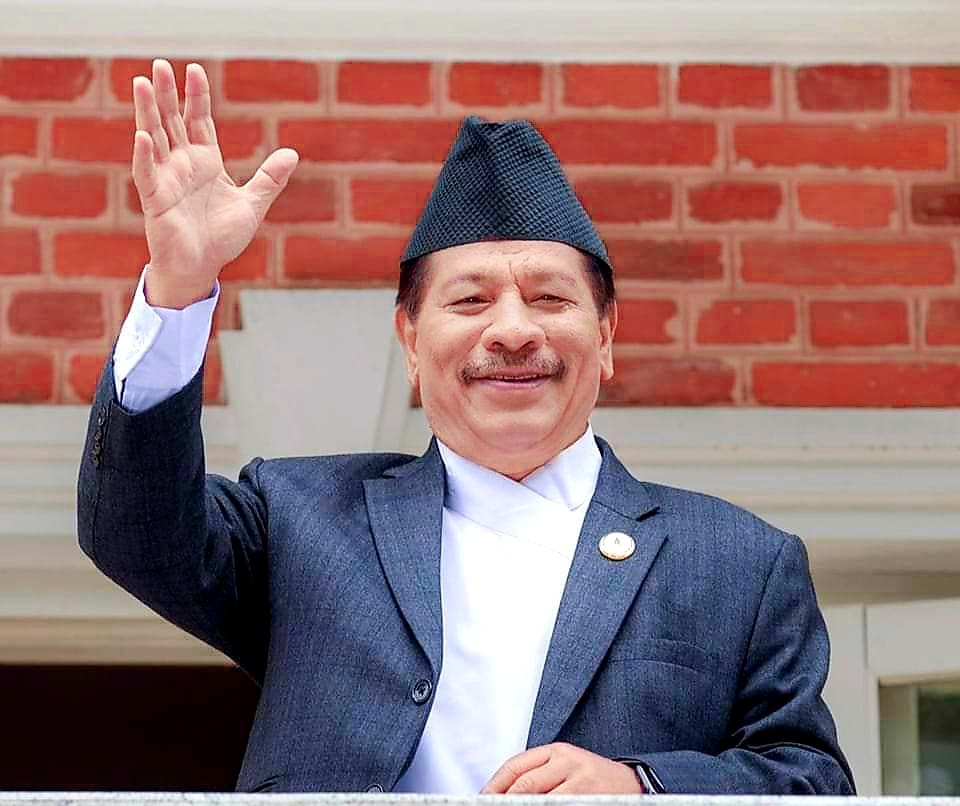 देउवालाई फेशबुकमार्फत बधाई दिँदा प्रकाशमानले कमेन्ट अफ गरे