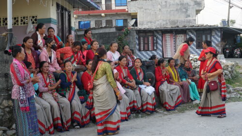 देउसीभैलोमा हराउदै मौलिकता