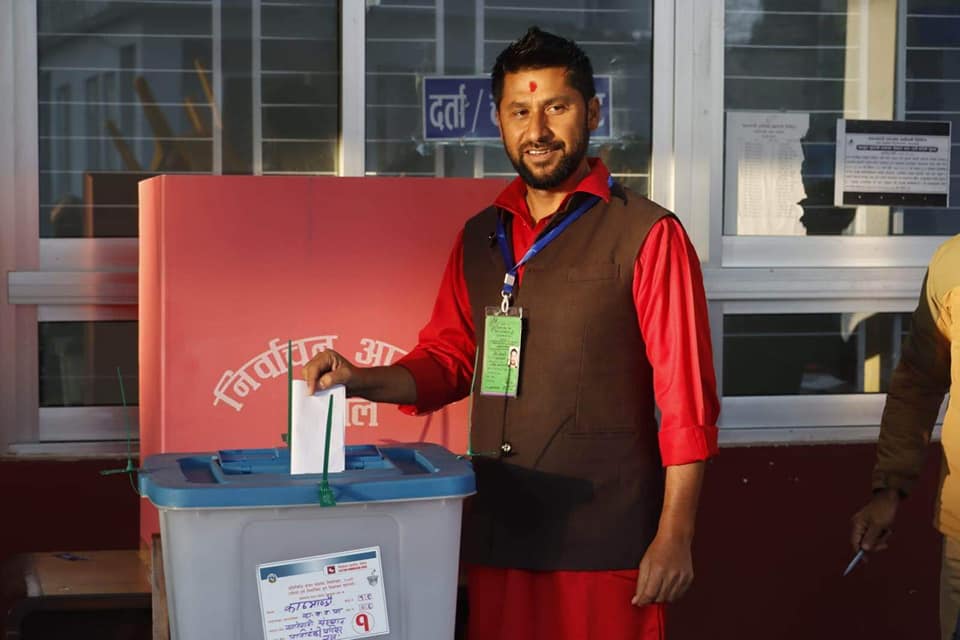 गृहमन्त्री रविको सांसद पद खारेज