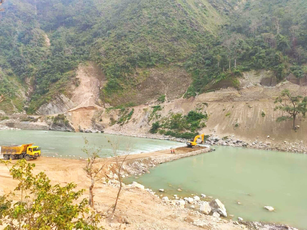 तनहुँ जलविद्युत् आयोजना अन्तरगत २५ वटा टावर निर्माण