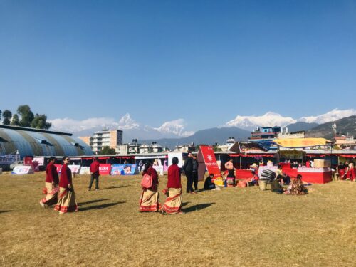 राष्ट्रिय औद्योगिक व्यापार मेला जारी