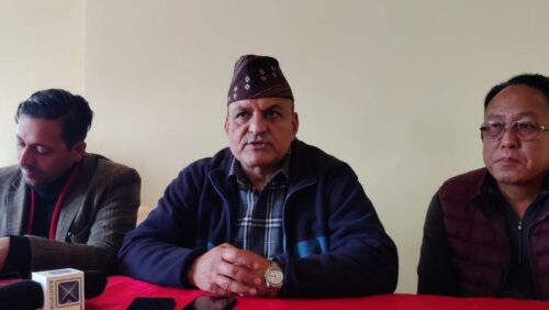 मुख्यमन्त्रीमा दाबी गरेका कांग्रेसका सुरेन्द्र भन्छन्ः म सुरक्षित पोखरा उत्रिएँ तर राजनीति क्र्यास भयो