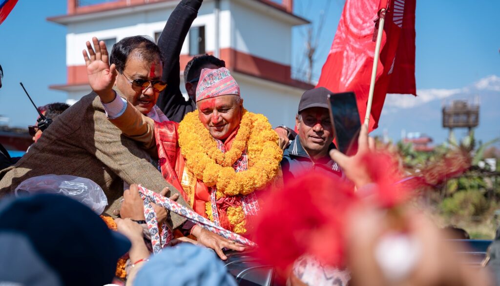 अवसर आफ्नै पोल्टामा परेपछि फड्को मार्दै मुख्यमन्त्री