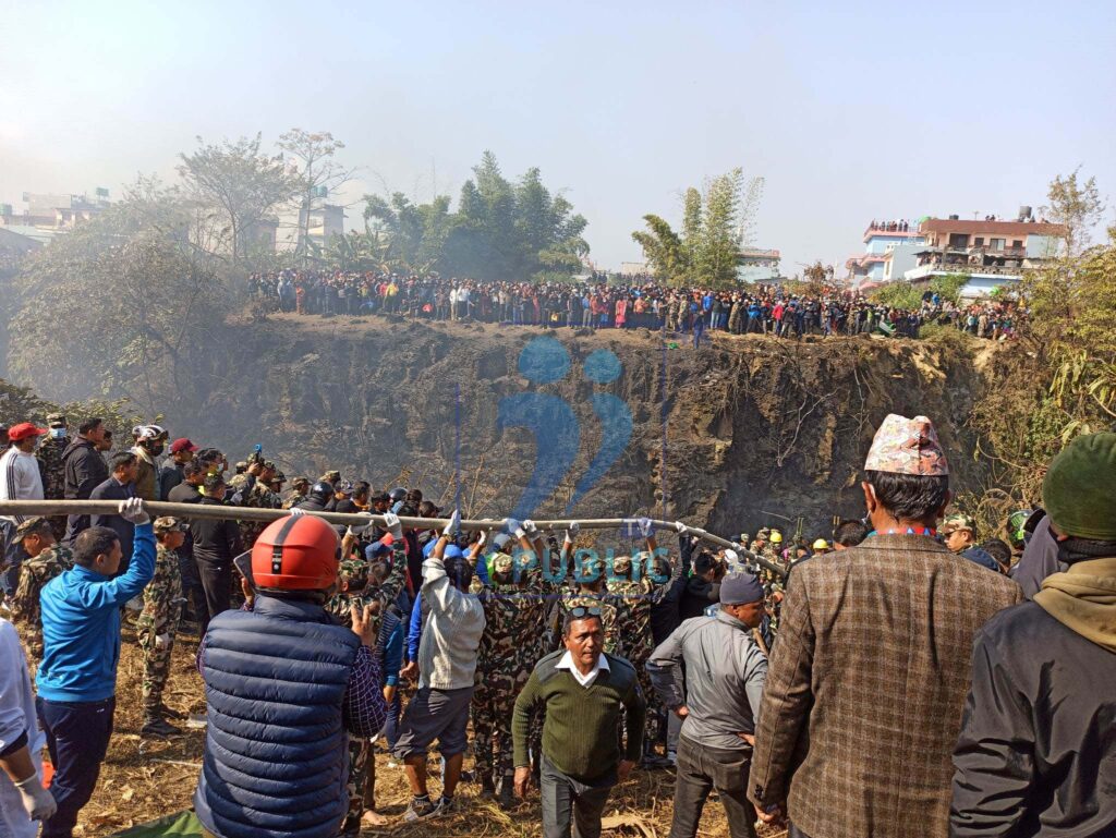 तस्बिरमा हेर्नुहोस् पोखराको जहाज दुर्घटनास्थल