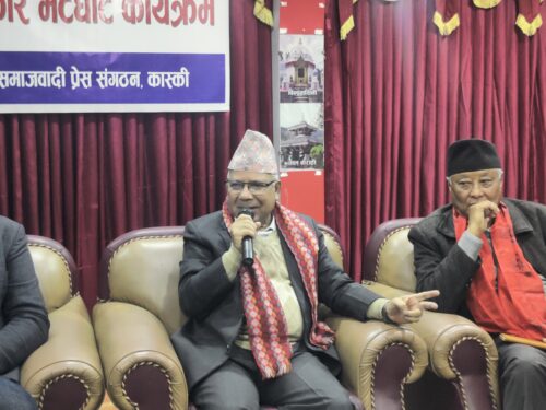 एमालेलाई राष्ट्रपति दिए देश बर्बाद हुन्छ : माधव नेपाल