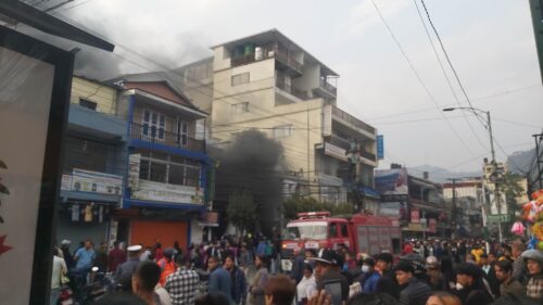 २ घण्टापछि पोखरा सेलवेजको आगलागी नियन्त्रणमा