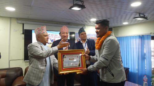 क्रिकेटर करण केसीसहित ४ जनालाई गण्डकी सरकारको सम्मान