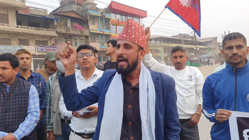 धुलोले आजित डण्डावासीको आक्रोस्ः नारायणगढ–बुटवल सडकले रोगी बनायो