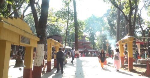 चैत्र दशैको नवरात्र शुरु भएसंगै कालिका मन्दिरमा धार्मिक पर्यटकको भिड