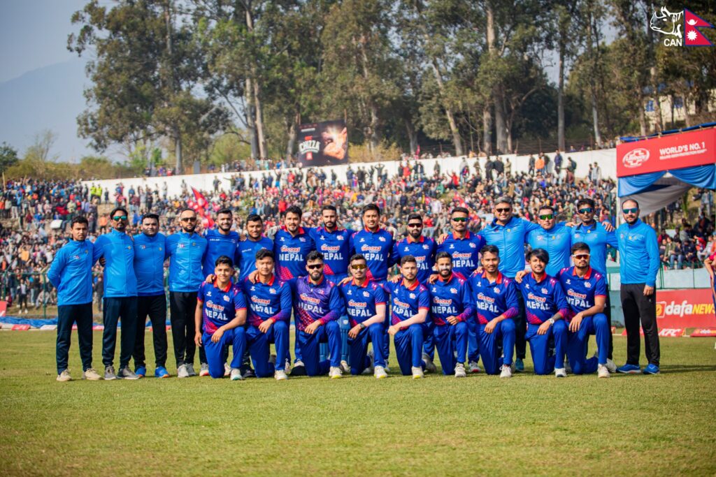 नेपाली खेलाडीलाई हौसला दिन प्रधानमन्त्री दाहाल पुगे क्रिकेट मैदान