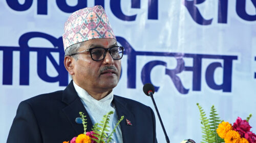बैंकिङ तरलतामा सुधार आएको छ -गभर्नर अधिकारी