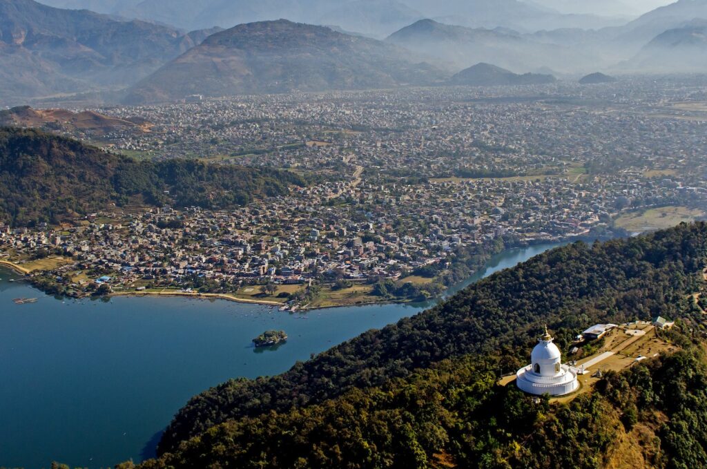 नयाँ वर्षको चहलपहल सुरू, पोखराका होटलमा बुकिङ बढ्दै