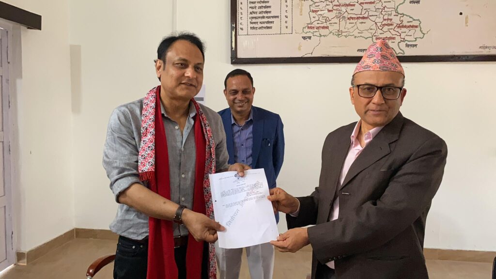 तनहुँमा सर्वेन्द्रले गराए उम्मेदवारी दर्ता