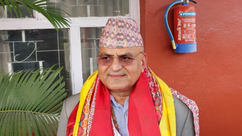 सकसले सुरेन्द्रको पोल्टामा मुख्यमन्त्री