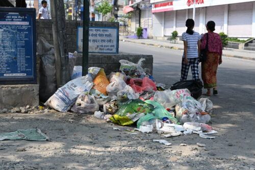 इन्धनको रकम नदिएपछि उठेन पोखराको फोहोर