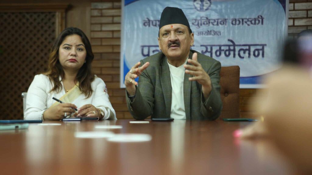 गठबन्धन फेरबदेल हुँदैनः अर्थमन्त्री महत