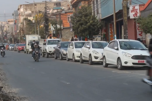 मनपरी भाडा असुल्छन् पोखराका ट्याक्सी