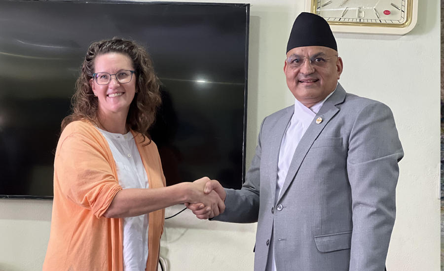 गण्डकीका मुख्यमन्त्री पाण्डे र अमेरिकी उपविदेश मन्त्री वाइनीबीच भेटवार्ता