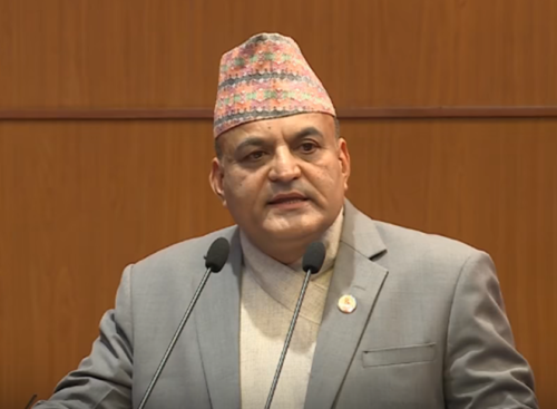 बेनी पुगेर मुख्यमन्त्री पाण्डेले भनेः ढिलासुस्ती गर्ने ठेकेदारलाई छोडिन्न