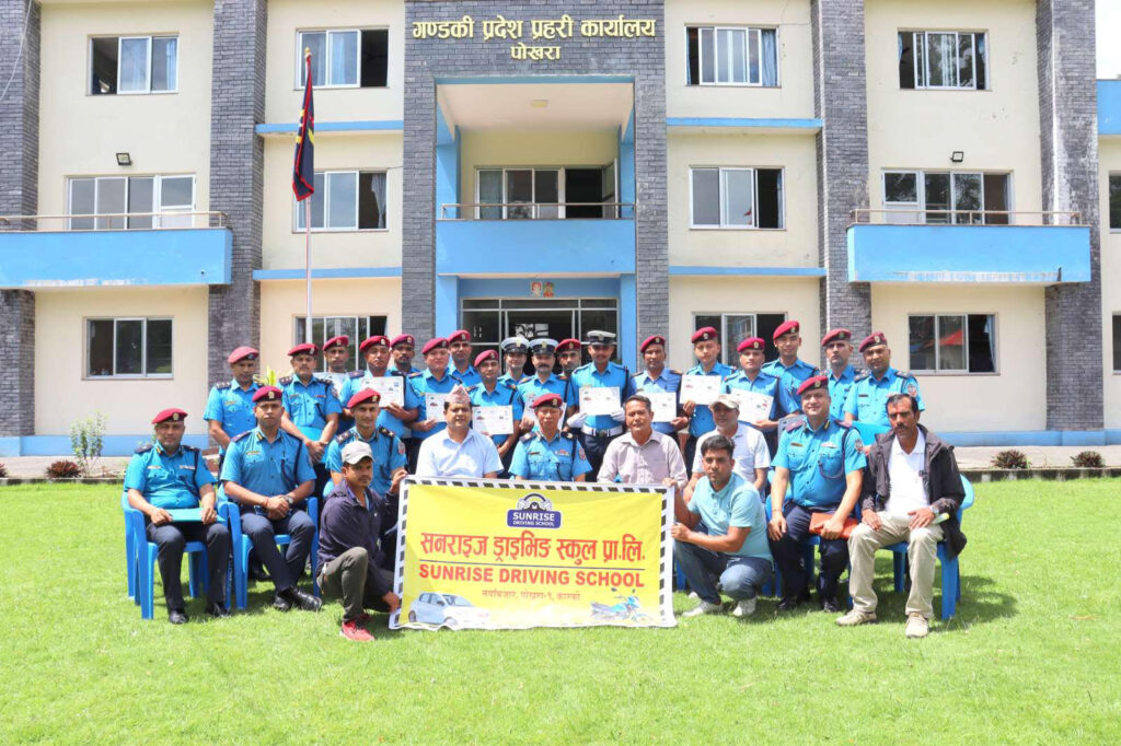 पोखरामा प्रहरीलाई सवारी चालकको तालिम