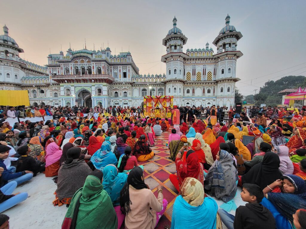 विवाह पञ्चमीमा झुम्यो जनकपुर (फोटो फिचर)