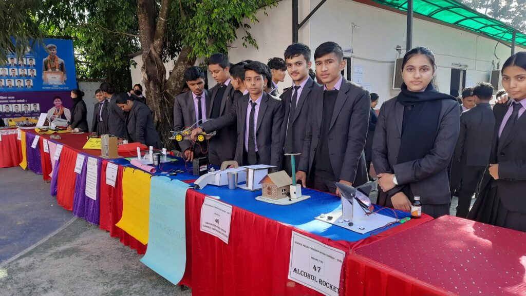 प्रतिभामा १ सय ७२ आविष्कार प्रदर्शन