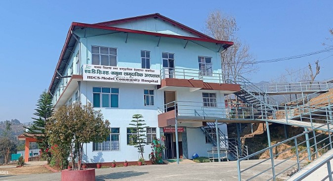 लमजुङमा क्रिसमसको सामूहिक भोज खाने ३१ जना विरामी, १ को मृत्यु
