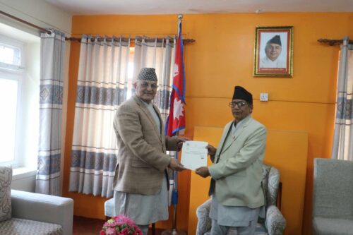 गण्डकीका मुख्यमन्त्री सुरेन्द्रराज पाण्डेले  दिए राजीनामा