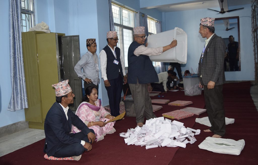 बझाङमा एमाले उम्मेदवारकाे अग्रता कायमै
