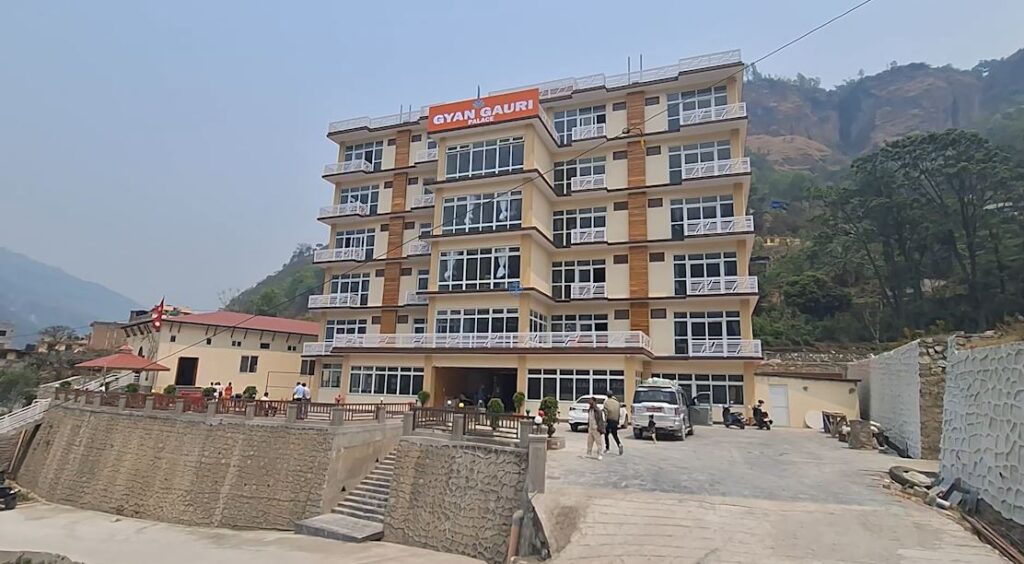 पर्वतमा खुल्यो सुविधा सम्पन्न होटल