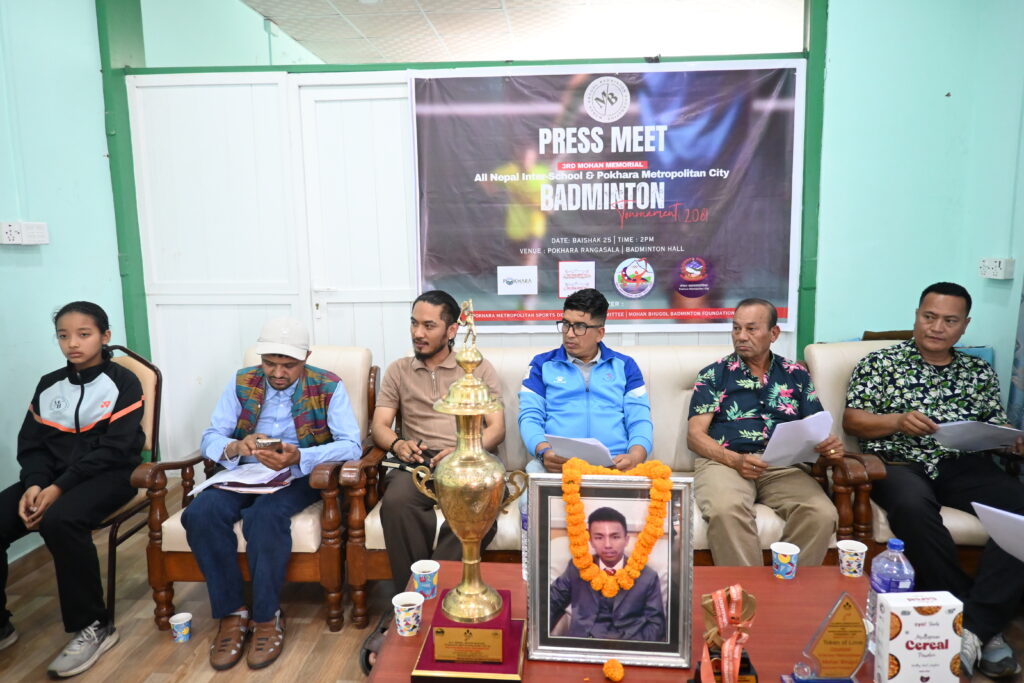 पोखरामा विद्यालयस्तरीय र वडास्तरीय ब्याडमिन्टन प्रतियोगिता हुँदै
