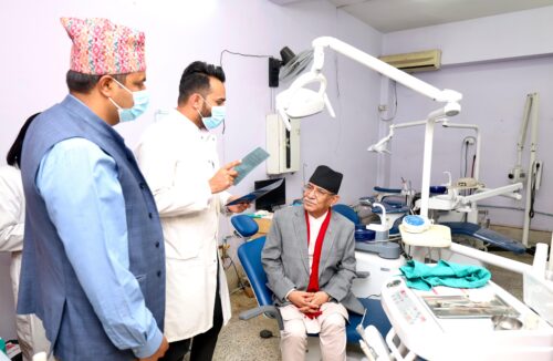 दाँत दुखेपछि प्रधानमन्त्री दाहाल पुगे वीर अस्पताल