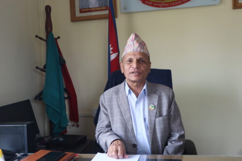फ्लोर क्रस गर्ने देवकोटालाई माओवादीले कारबाही गर्ने