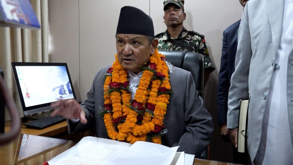 डिजिटल नेपाल फ्रेमवर्कलाई परिमार्जन गर्र्ने सञ्चारमन्त्रीको निर्णय
