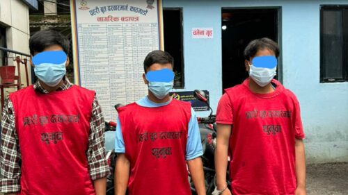 अफलाइन राइडिङ गर्ने क्रममा दुर्घटना भएपछि भागेका तीन पक्राउ