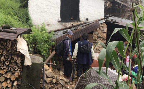 बागलुङमा पहिरोले घर पुरिँदा एक जनाको मृत्यु