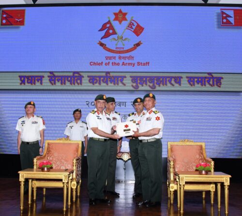 प्रधान सेनापतिको कार्यभार अशोकराज सिग्देललाई