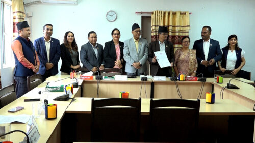 सहकारी ठगी छानबिन संसदीय समितिको प्रतिवेदनमा हस्ताक्षर