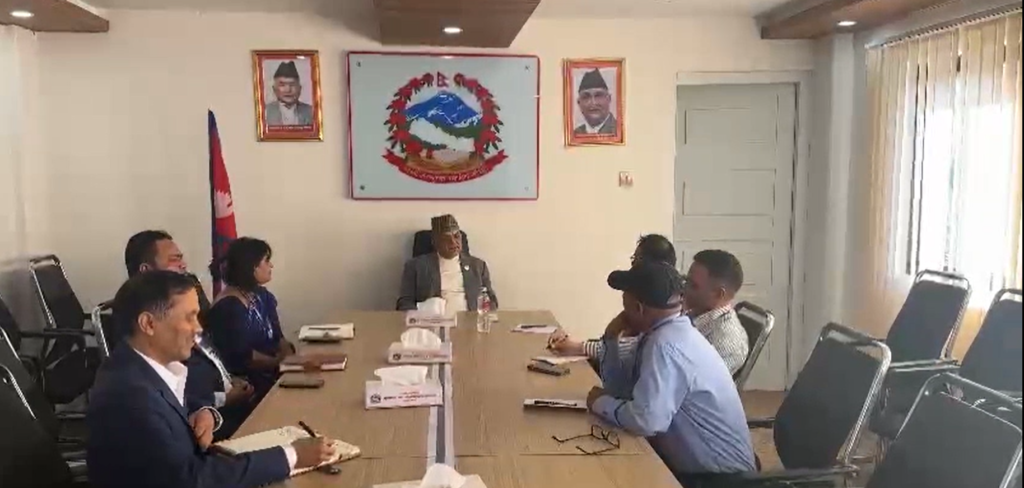 नागरिकलाई सहज सेवा दिन एअरलाइन्स कम्पनीलाई मुख्यमन्त्री सुरेन्द्रराज पाण्डेको निर्देशन
