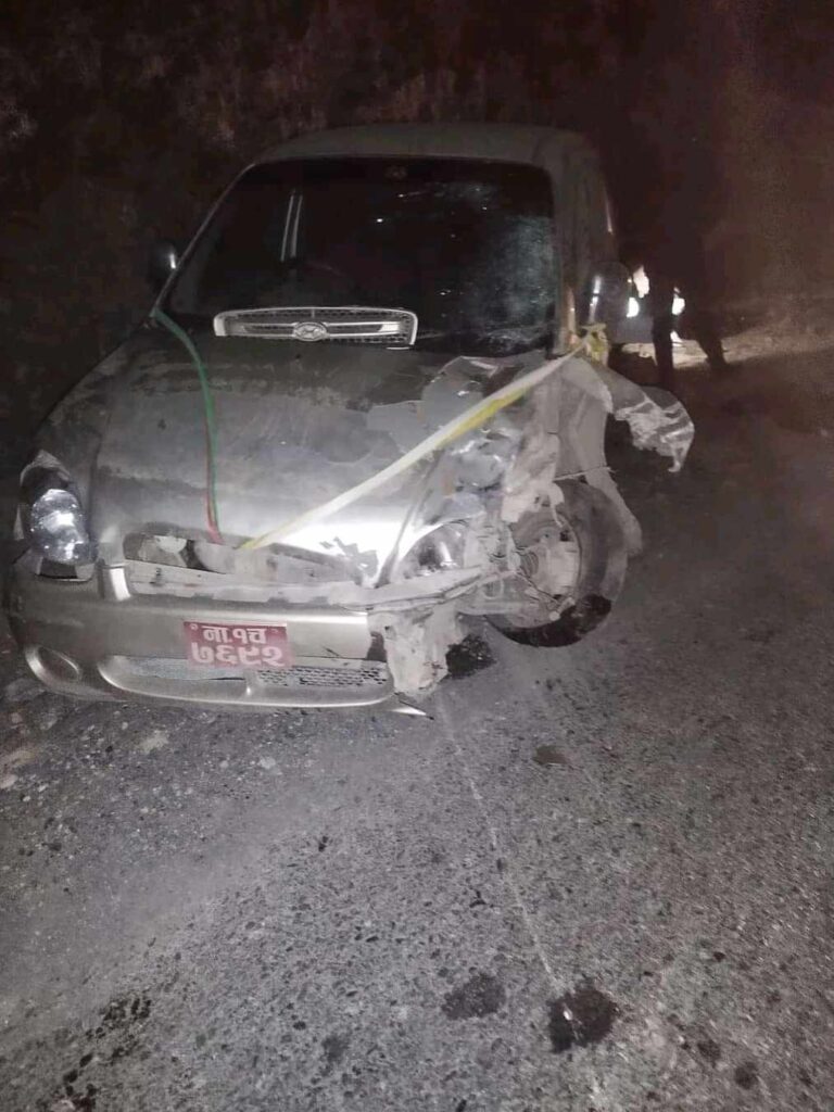 मुस्ताङको मार्फामा कार र मोटरसाइकल ठोकिँदा एकजनाको मृत्यु
